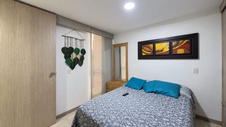 Apartamento de 3 alcobas en venta en La Cuenca, Envigado, 64 m² · foto 7 de 12