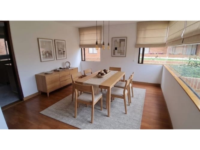 Apartamento de 3 alcobas en venta en Santa Barbara, Bogotá, 136 m² · foto 7 de 24