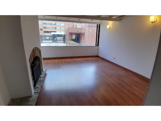 Apartamento de 3 alcobas en venta en Santa Barbara, Bogotá, 136 m² · foto 15 de 24