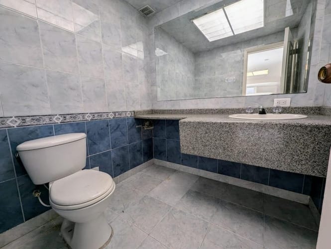 Casa de 6 alcobas en venta en Niza Suba, Bogotá, 354 m² · foto 17 de 24