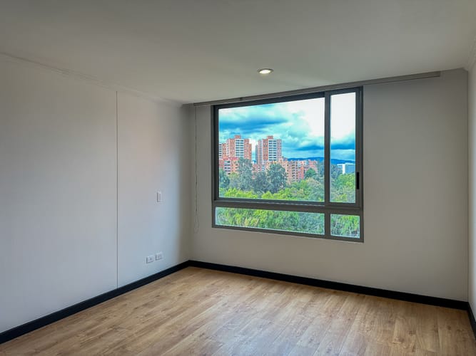 Apartamento de 3 alcobas en arriendo en Lagos De Cordoba, Bogotá, 176 m² · foto 22 de 24