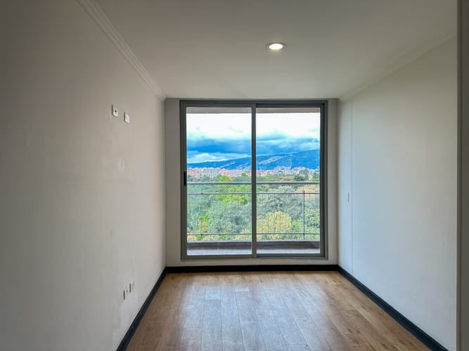 Apartamento de 3 alcobas en arriendo en Lagos De Cordoba, Bogotá, 176 m² · foto 18 de 24