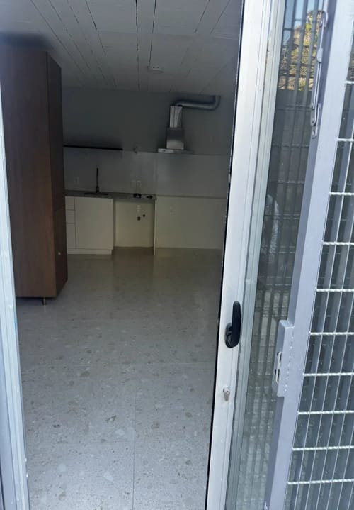 Exclusivo apartamento a estrenar en alquiler, 2 dormitorios en planta baja, estratégicamente ubicado en Carlos María Ramírez y Camambú, La Teja. · Foto 7