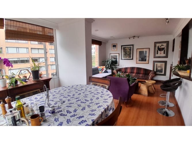Apartamento de 2 alcobas en venta en El Retiro, Bogotá, 110 m² · foto 2 de 20