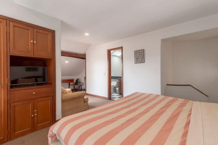 Apartamento de 1 alcoba en venta en Chicó Reservado, Bogotá, 61 m² · foto 11 de 19