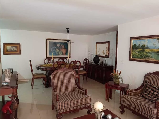 Apartamento de 3 alcobas en venta en Cedritos, Bogotá, 89 m² · foto 2 de 15