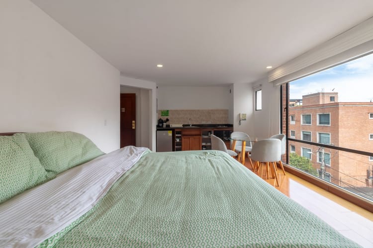 Apartamento de 1 alcoba en venta en Chicó Reservado, Bogotá, 38 m² · foto 6 de 13