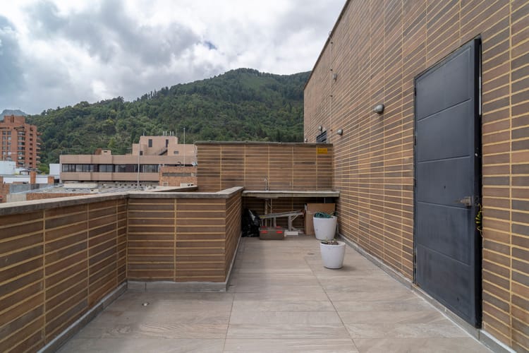 Apartamento de 3 alcobas en arriendo en Chicó Reservado, Bogotá, 187 m² · foto 6 de 24