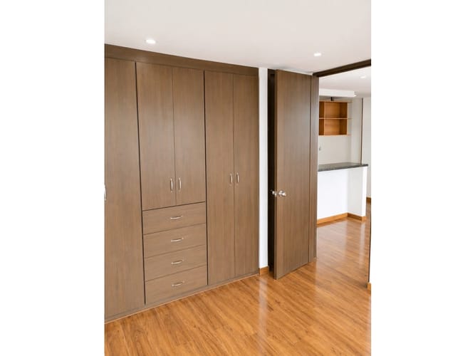 Apartaestudio en venta en Santa Paula, Bogotá, 38 m² · foto 3 de 9