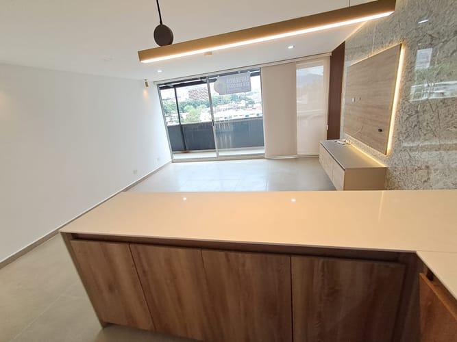 Apartamento de 2 alcobas en arriendo en Ciudad Del Río, Medellín, 116 m² · foto 3 de 20