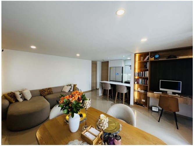 Apartamento de 3 alcobas en venta en Camino Verde, Envigado, 89 m² · foto 5 de 14