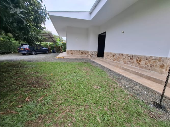 Casa de 3 alcobas en venta en La Morada, Jamundí, 320 m² · foto 3 de 24