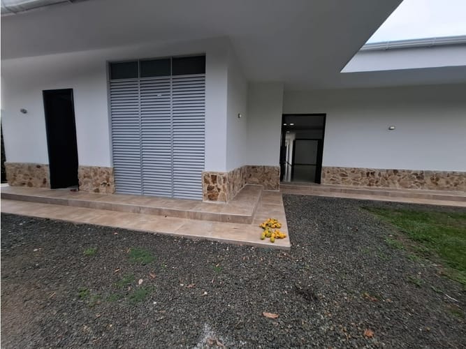 Casa de 3 alcobas en venta en La Morada, Jamundí, 320 m² · foto 4 de 24