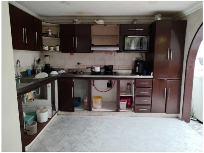 Casa de 3 alcobas en venta en Belén, Medellín, 151 m² · foto 4 de 13