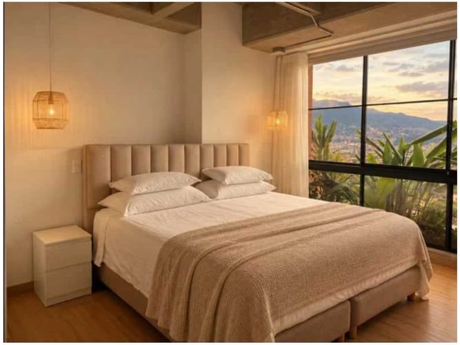 Apartamento de 2 alcobas en venta en Loma Del Escobero, Medellín, 76 m² · foto 4 de 8