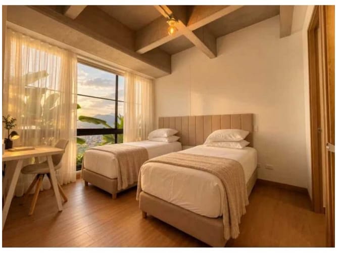 Apartamento de 2 alcobas en venta en Loma Del Escobero, Medellín, 76 m² · foto 5 de 8