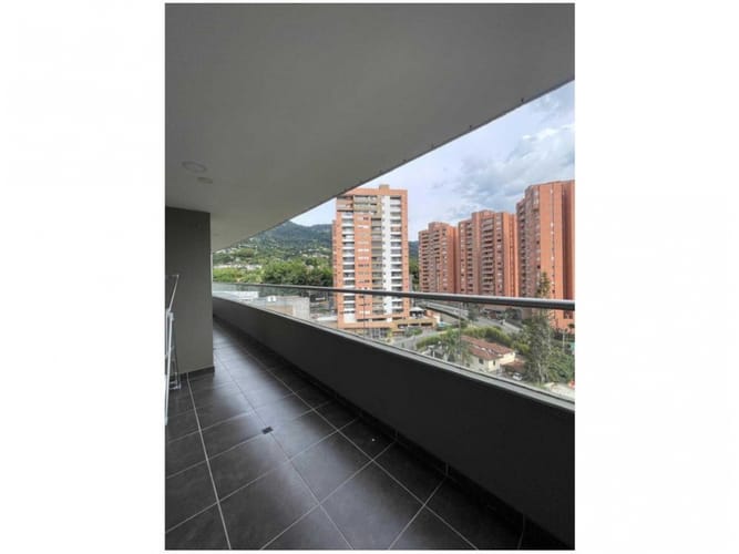 Apartamento de 2 alcobas en venta en Loma Del Esmeraldal, Medellín, 88 m² · foto 8 de 12