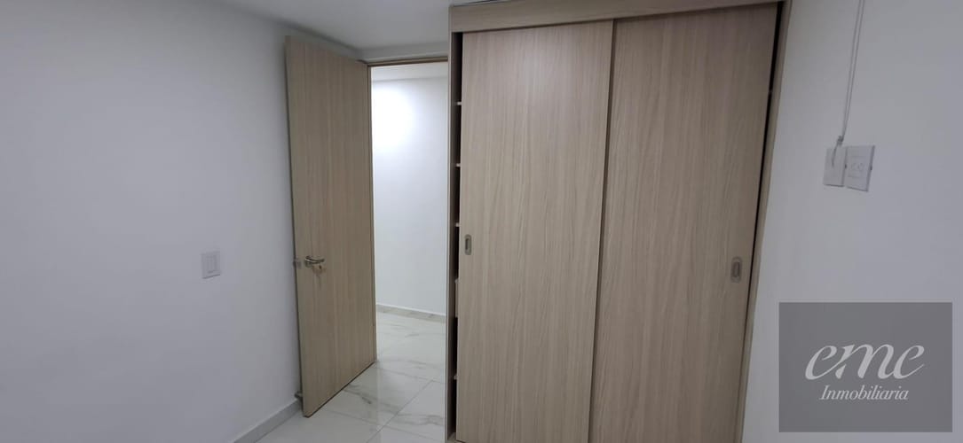 Apartamento de 2 alcobas en arriendo en Calle Larga, Sabaneta, 54 m² · foto 3 de 17