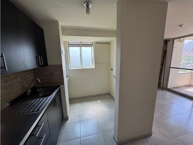 Apartamento de 3 alcobas en arriendo en Belvedere, Bello, 63 m² · foto 2 de 15