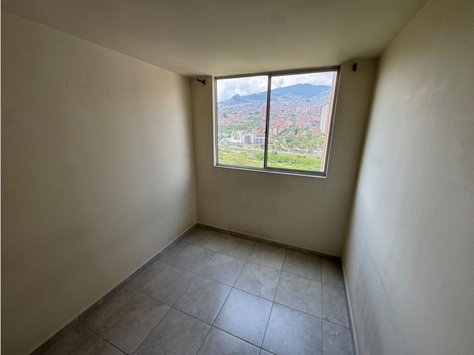 Apartamento de 3 alcobas en arriendo en Belvedere, Bello, 63 m² · foto 11 de 15