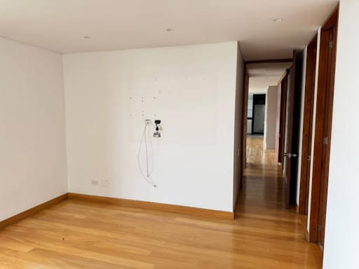 Apartamento de 2 alcobas en arriendo en El Tesoro, Medellín, 110 m² · foto 8 de 20