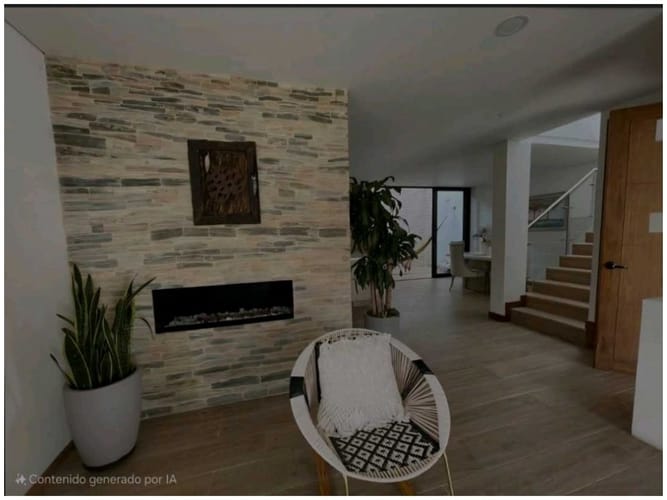 Casa de 3 alcobas en venta en Llano Grande, Rionegro, 210 m² · foto 3 de 17
