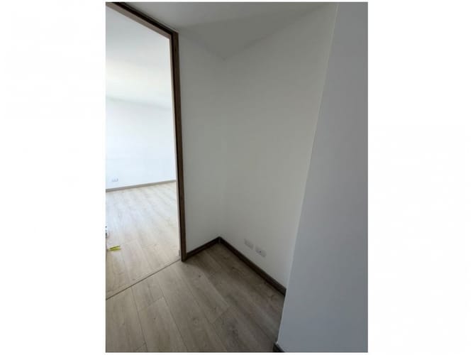 Apartamento de 2 alcobas en venta en Altamira, Medellín, 77 m² · foto 13 de 20