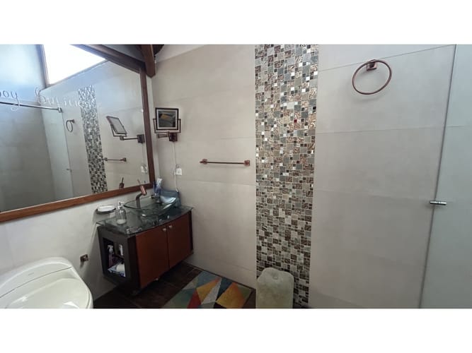 Casa de 4 alcobas en venta en El Estadio, Chía, 300 m² · foto 5 de 24