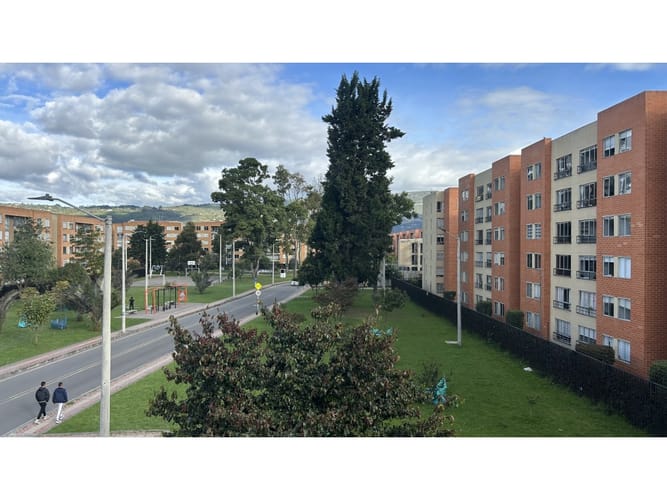 Casa de 4 alcobas en venta en El Estadio, Chía, 300 m² · foto 9 de 24