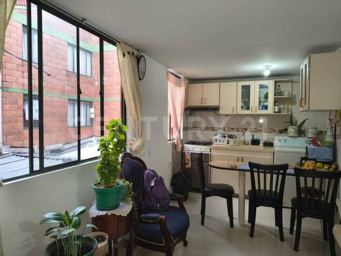 Apartamento de 2 alcobas en venta en Villa Gladys, Bogotá, 43 m² · foto 2 de 15