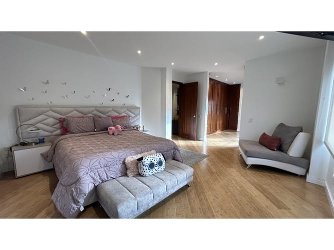 Casa de 4 alcobas en venta en El Estadio, Chía, 300 m² · foto 23 de 24