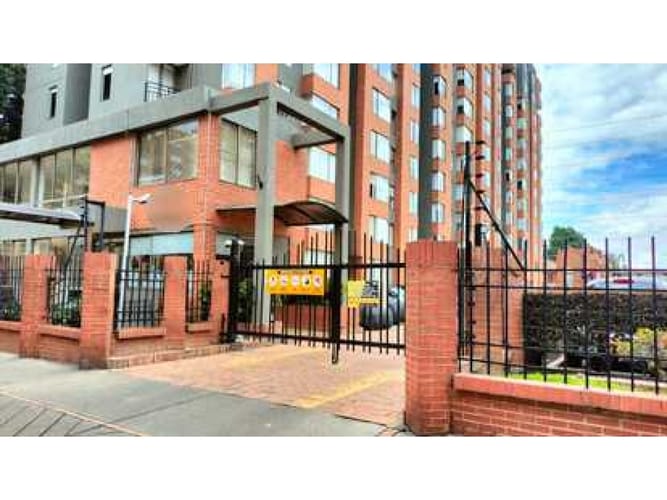 Apartamento de 4 alcobas en venta en Alejandria, Bogotá, 133 m² · foto 3 de 24