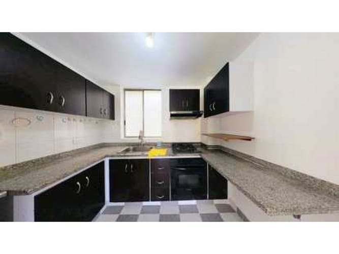 Apartamento de 4 alcobas en venta en Alejandria, Bogotá, 133 m² · foto 7 de 24