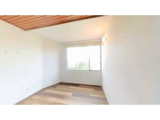 Apartamento de 4 alcobas en venta en Alejandria, Bogotá, 133 m² · foto 12 de 24