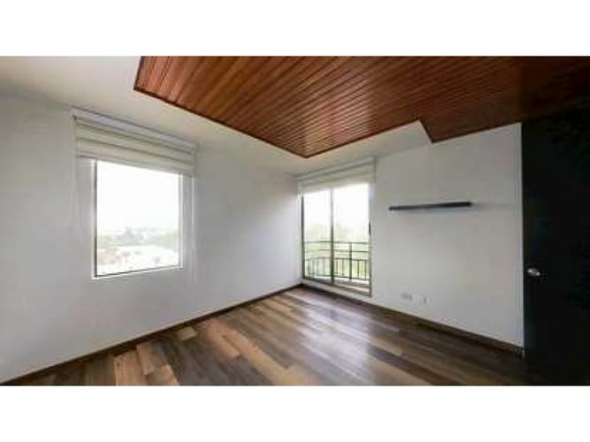 Apartamento de 4 alcobas en venta en Alejandria, Bogotá, 133 m² · foto 20 de 24
