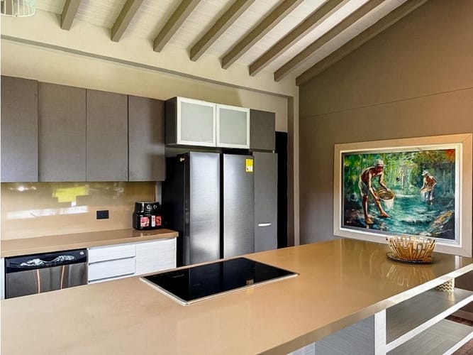 Casa de 4 alcobas en arriendo en Llano Grande, Rionegro, 305 m² · foto 6 de 24