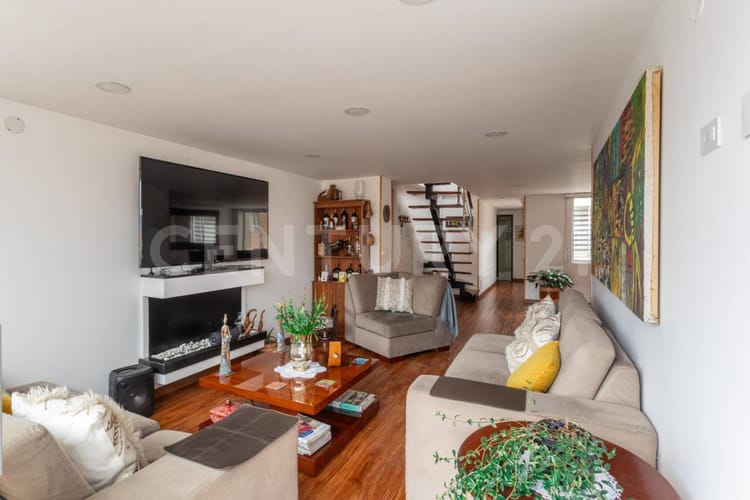 Apartamento de 4 alcobas en venta en Villemar Fontibon, Bogotá, 122 m² · foto 2 de 24