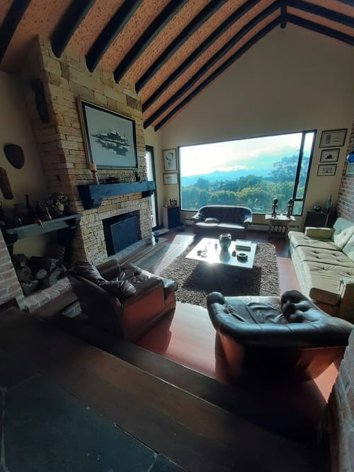 Casa de 3 alcobas en venta en Yerbabuena, Chía, 320 m² · foto 2 de 14