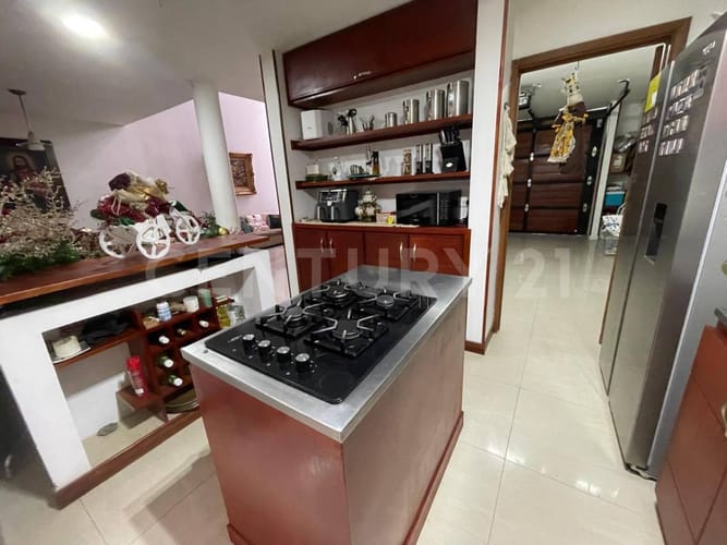 Casa de 7 alcobas en venta en El Ingenio, Cali, 370 m² · foto 6 de 24