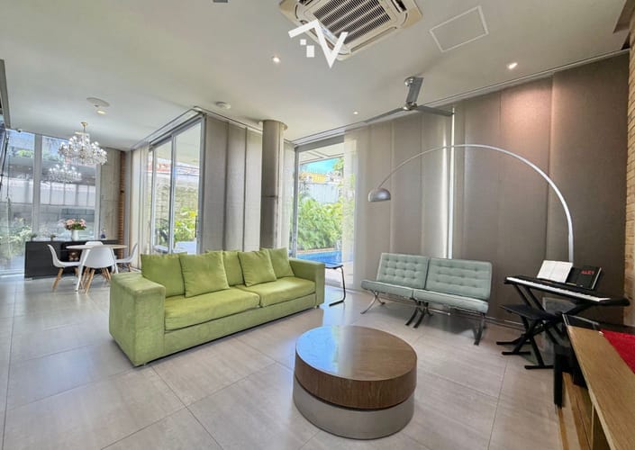 Casa de 8 alcobas en venta en El Poblado, Barranquilla, 990 m² · foto 11 de 24
