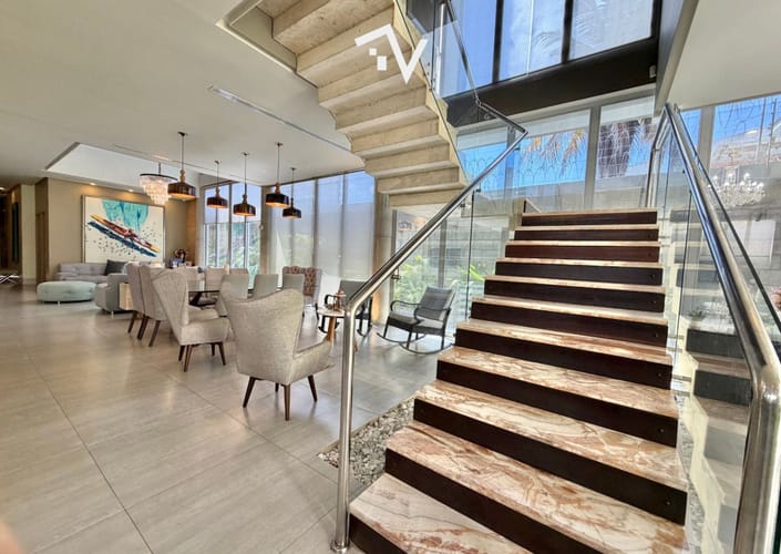 Casa de 8 alcobas en venta en El Poblado, Barranquilla, 990 m² · foto 13 de 24