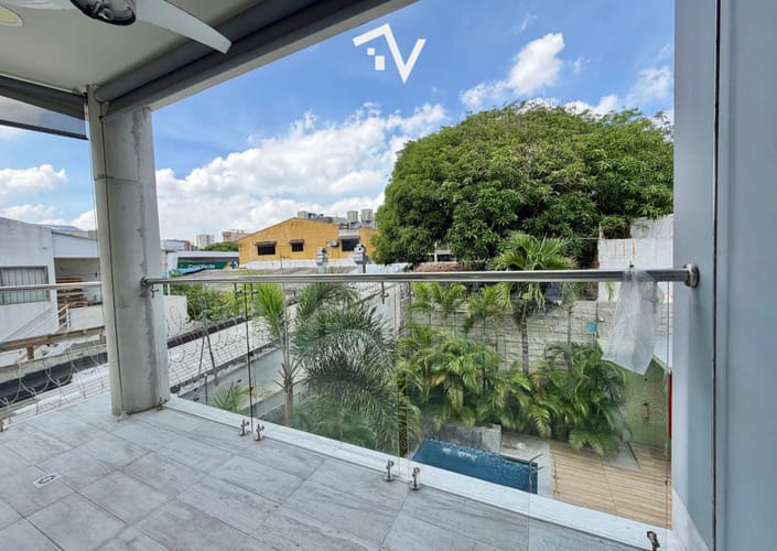 Casa de 8 alcobas en venta en El Poblado, Barranquilla, 990 m² · foto 16 de 24