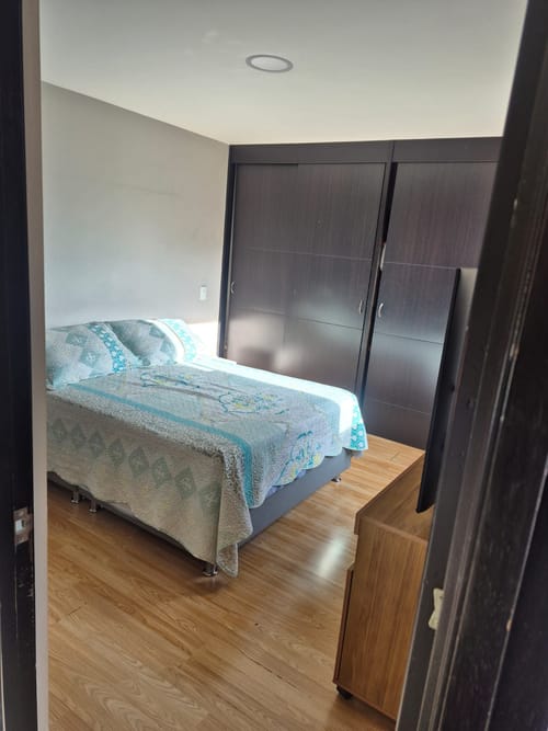 Apartamento de 3 alcobas en arriendo en El Tesoro, Medellín, 77 m² · foto 5 de 17