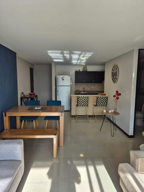 Apartamento de 3 alcobas en arriendo en El Tesoro, Medellín, 77 m² · foto 10 de 17