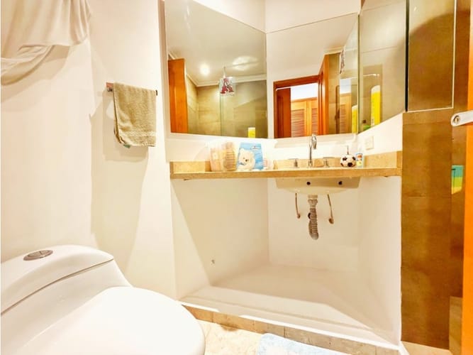 Apartamento de 3 alcobas en venta en Bocagrande, Cartagena, 227 m² · foto 8 de 22
