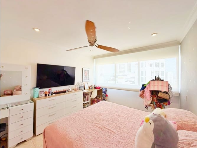 Apartamento de 3 alcobas en venta en Bocagrande, Cartagena, 227 m² · foto 9 de 22