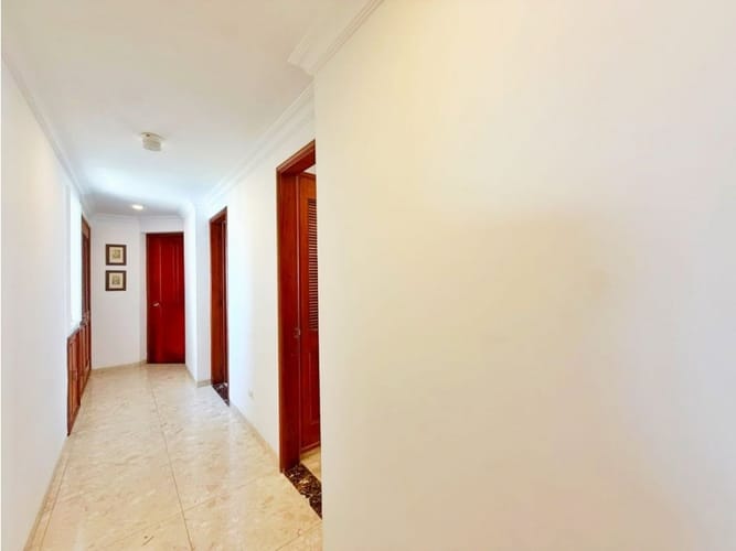 Apartamento de 3 alcobas en venta en Bocagrande, Cartagena, 227 m² · foto 11 de 22