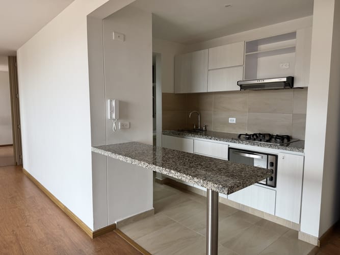Apartamento de 2 alcobas en venta en El Redil, Bogotá, 59 m² · foto 3 de 24