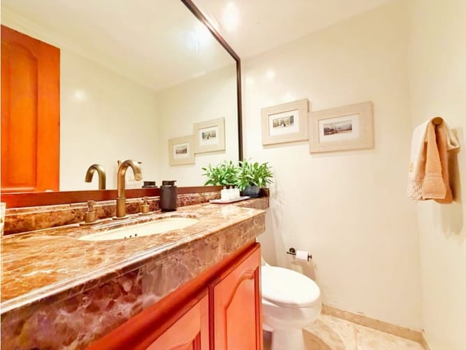 Apartamento de 3 alcobas en venta en Bocagrande, Cartagena, 227 m² · foto 15 de 22