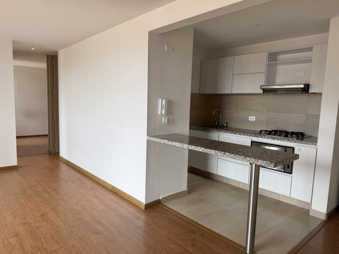 Apartamento de 2 alcobas en venta en El Redil, Bogotá, 59 m² · foto 4 de 24